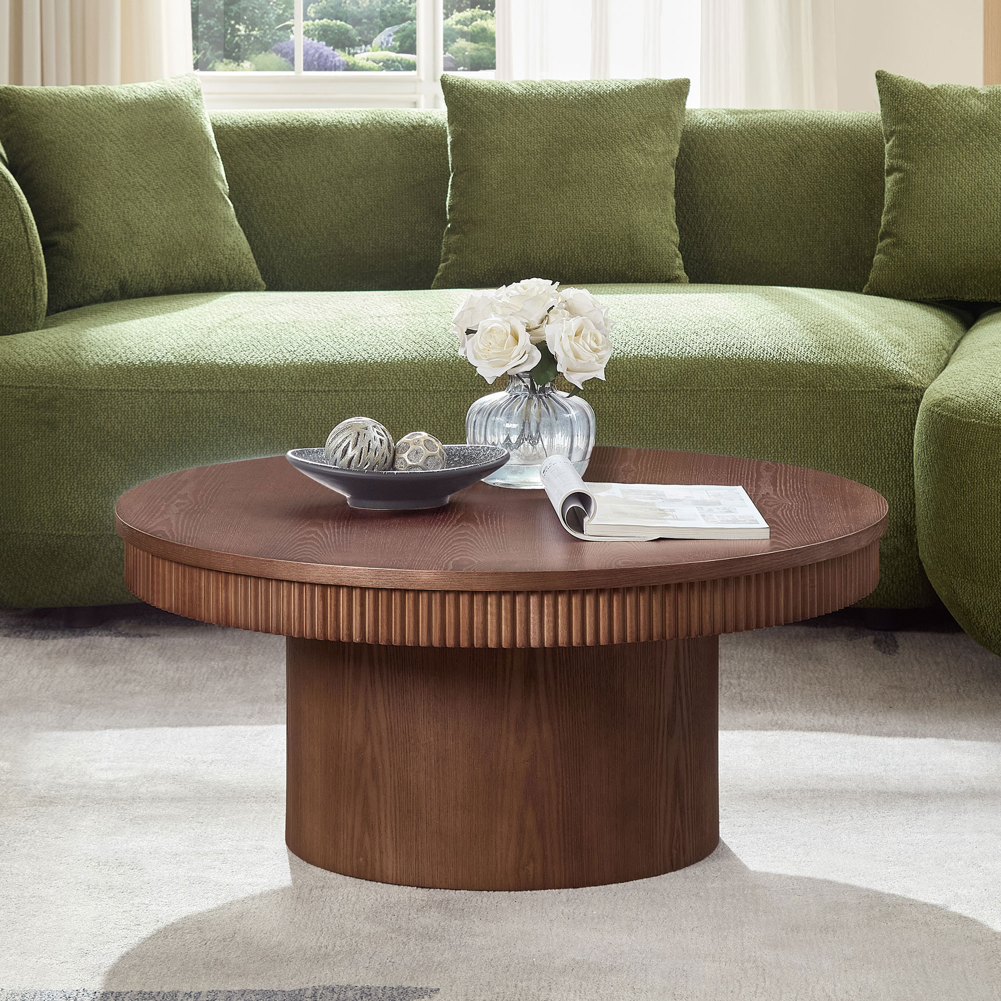 Table basse ronde noyer massif nervures bois 90 cm